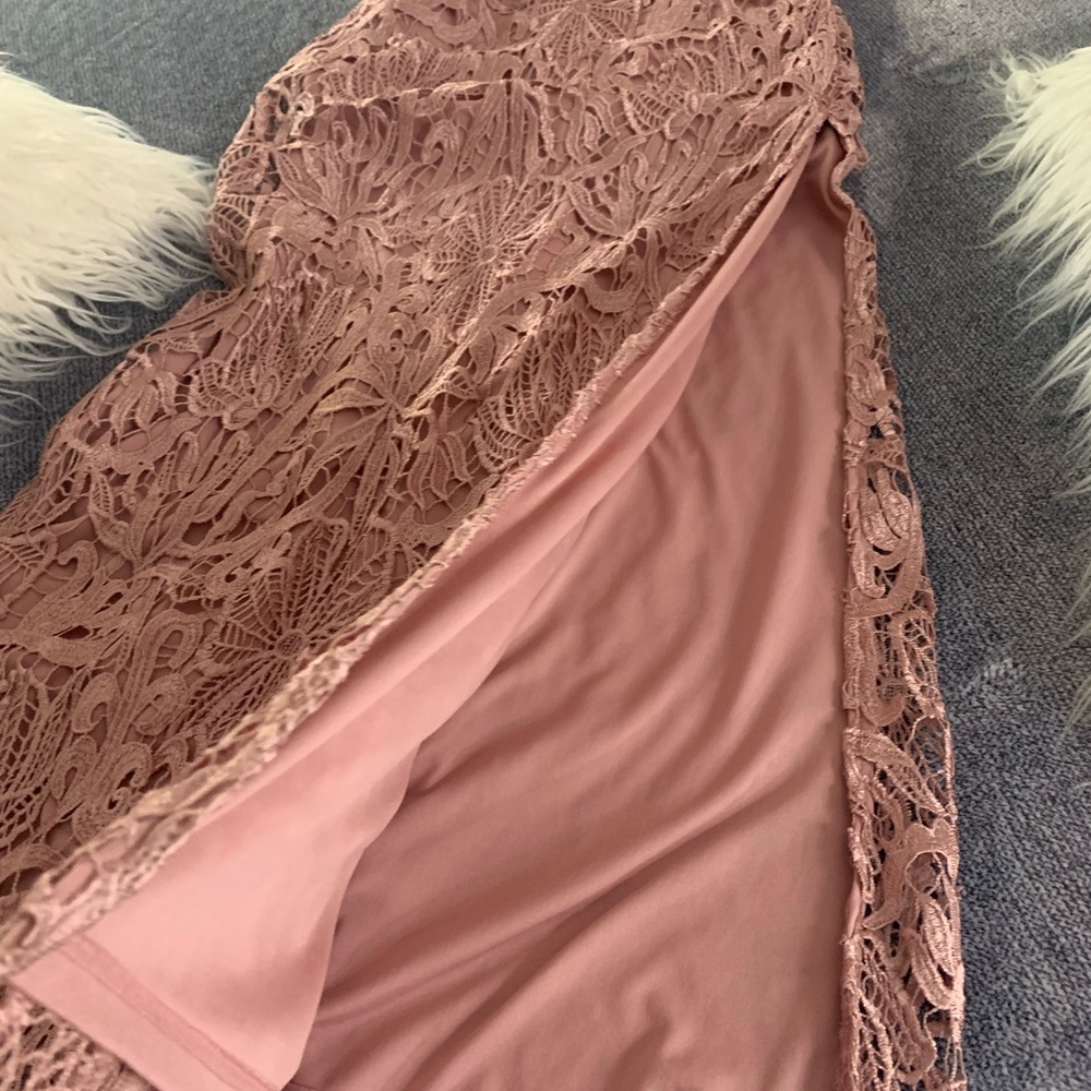 Vestido de noche está en perfectas condiciones es de FashionNova size L